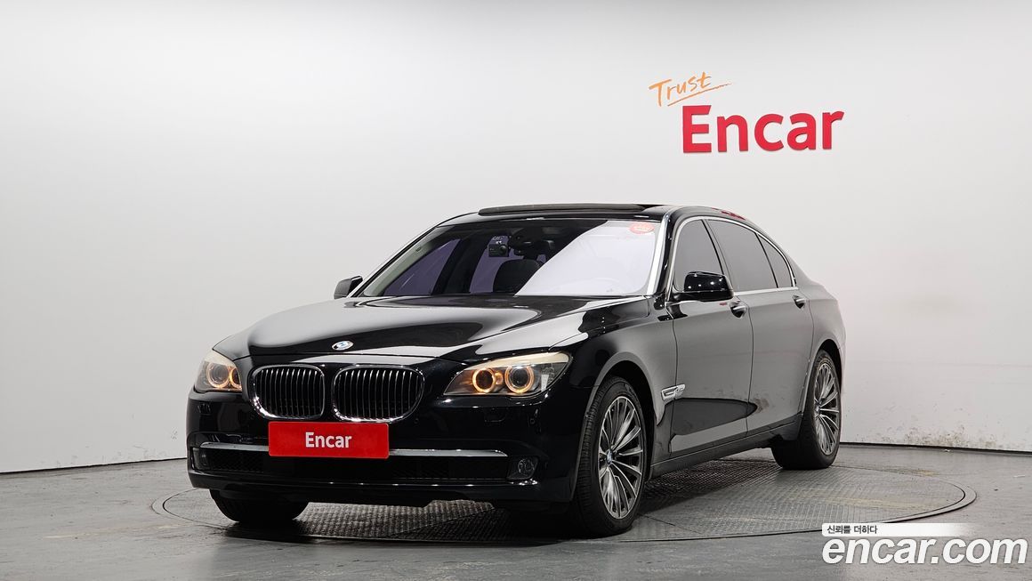 BMW 7-Series 2012