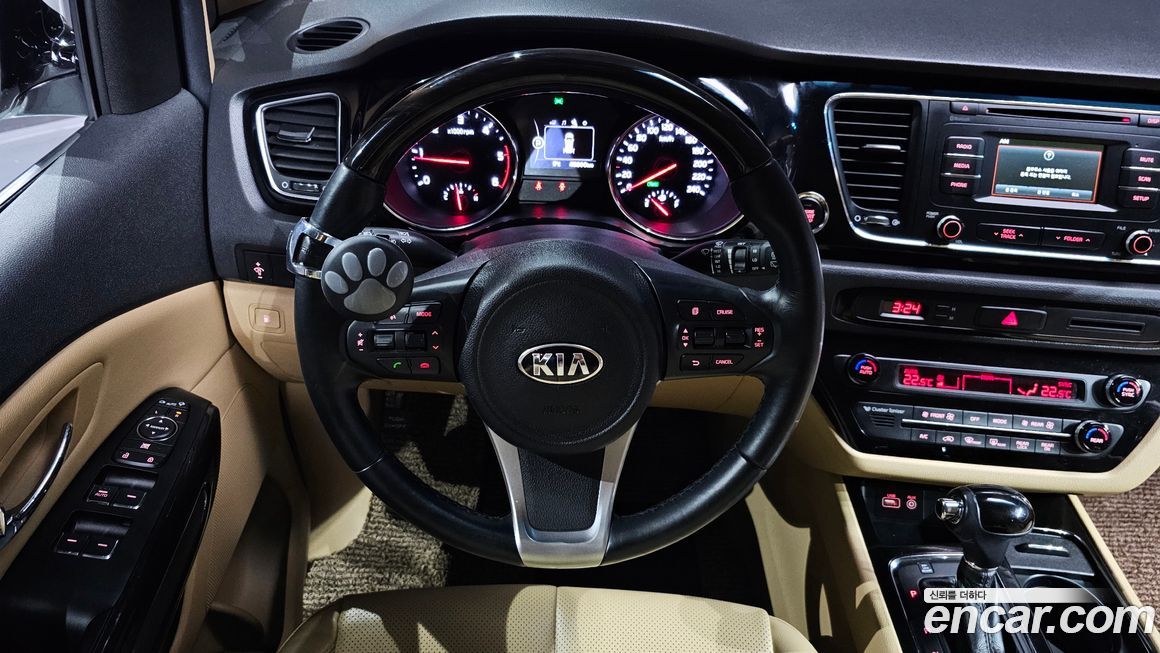 Kia Canival 2016