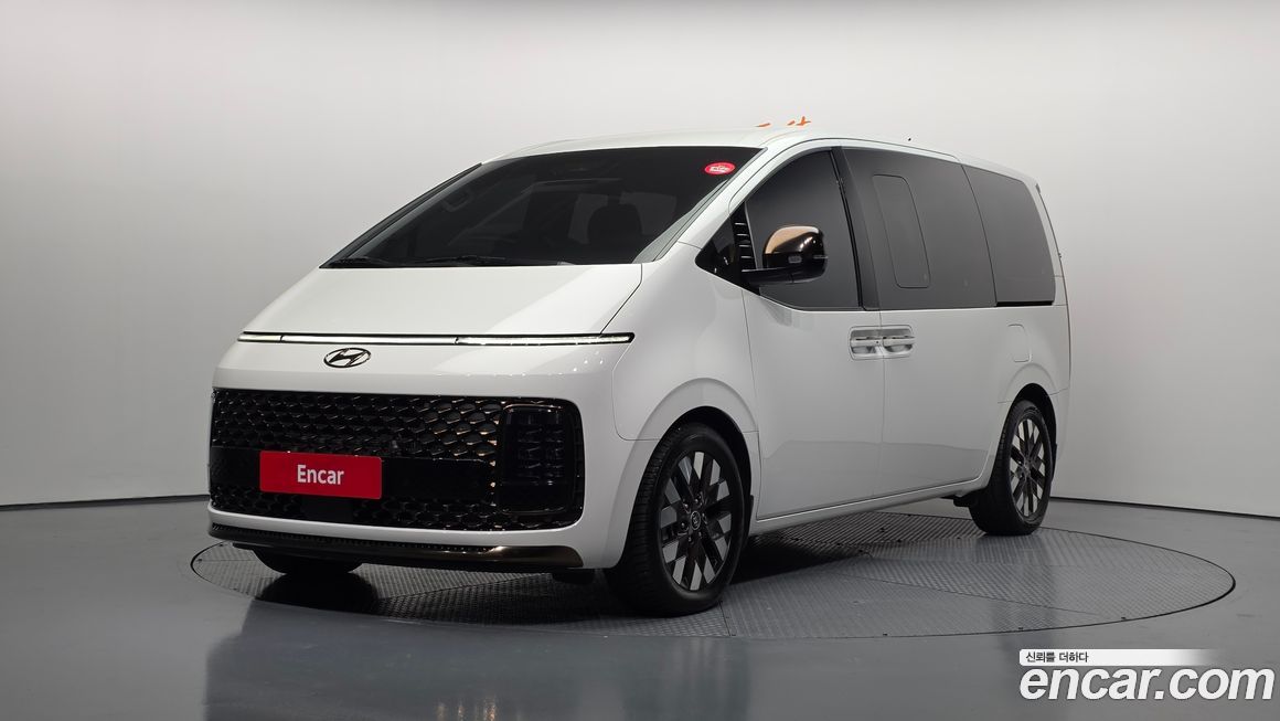 Hyundai Staria 2022