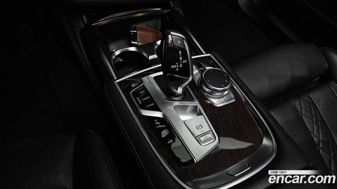 BMW 7-Series 2016