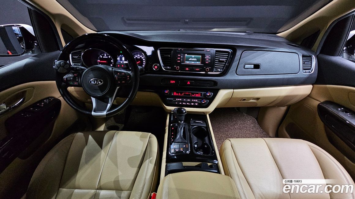 Kia Canival 2016