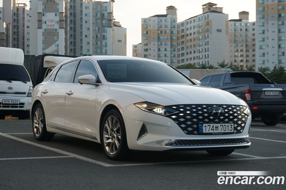 Hyundai Grandeur 2022