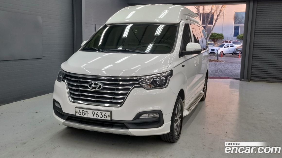 Hyundai Starex 2019