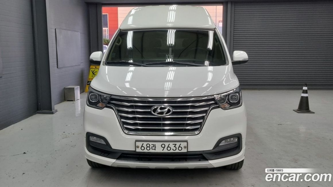 Hyundai Starex 2019