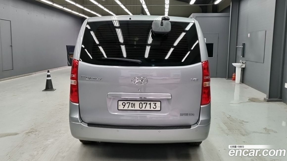 Hyundai Starex 2021