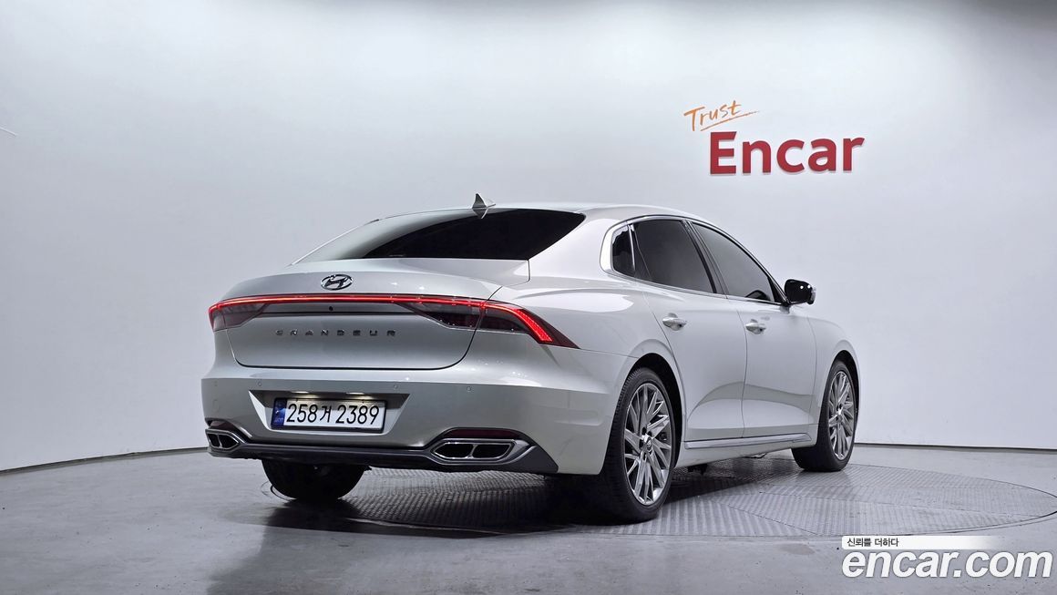 Hyundai Grandeur 2020