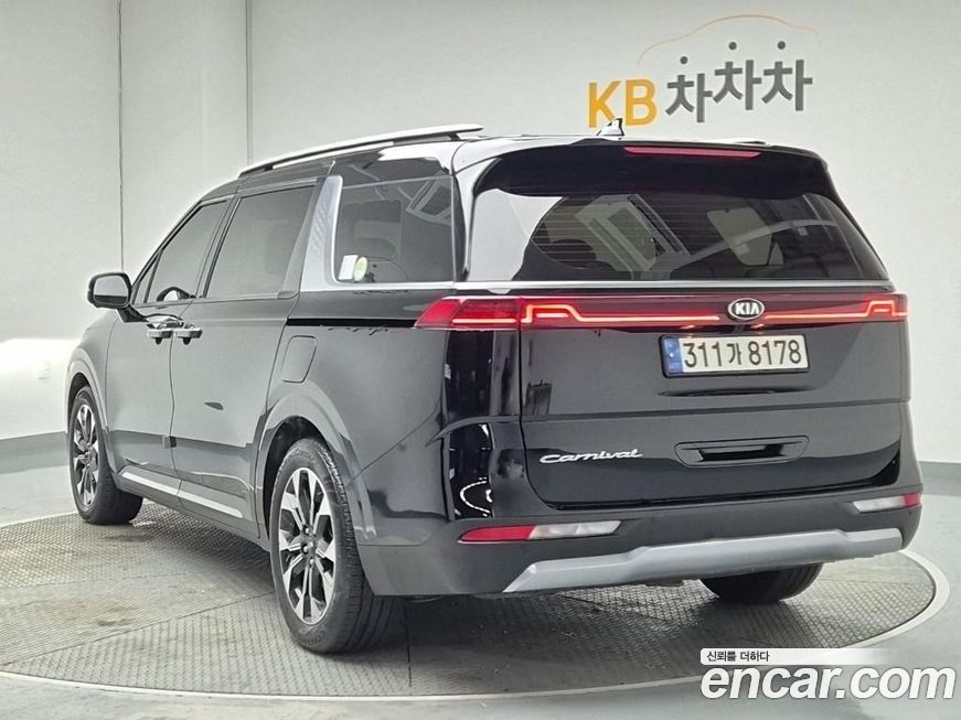 Kia Canival 2021