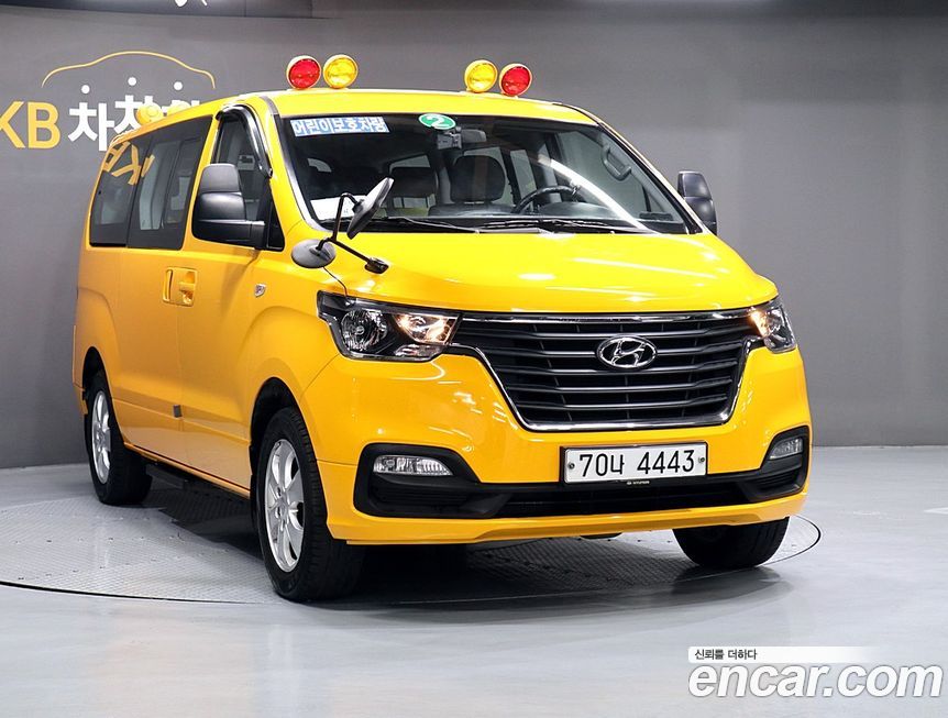 Hyundai Starex 2019