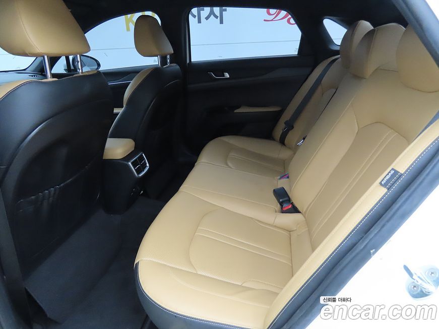 Kia K5 2023