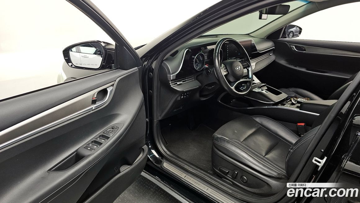 Hyundai Grandeur 2021