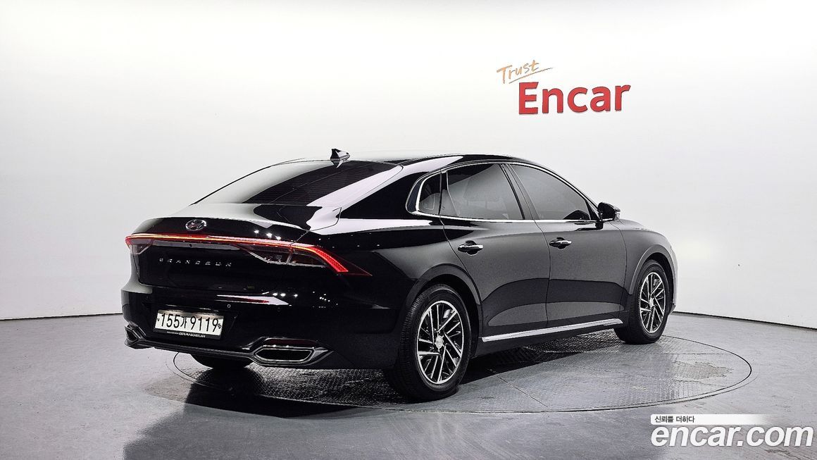 Hyundai Grandeur 2020
