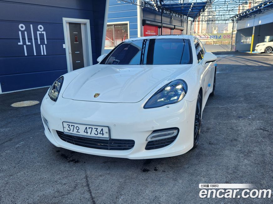 Porsche Panamera 2011