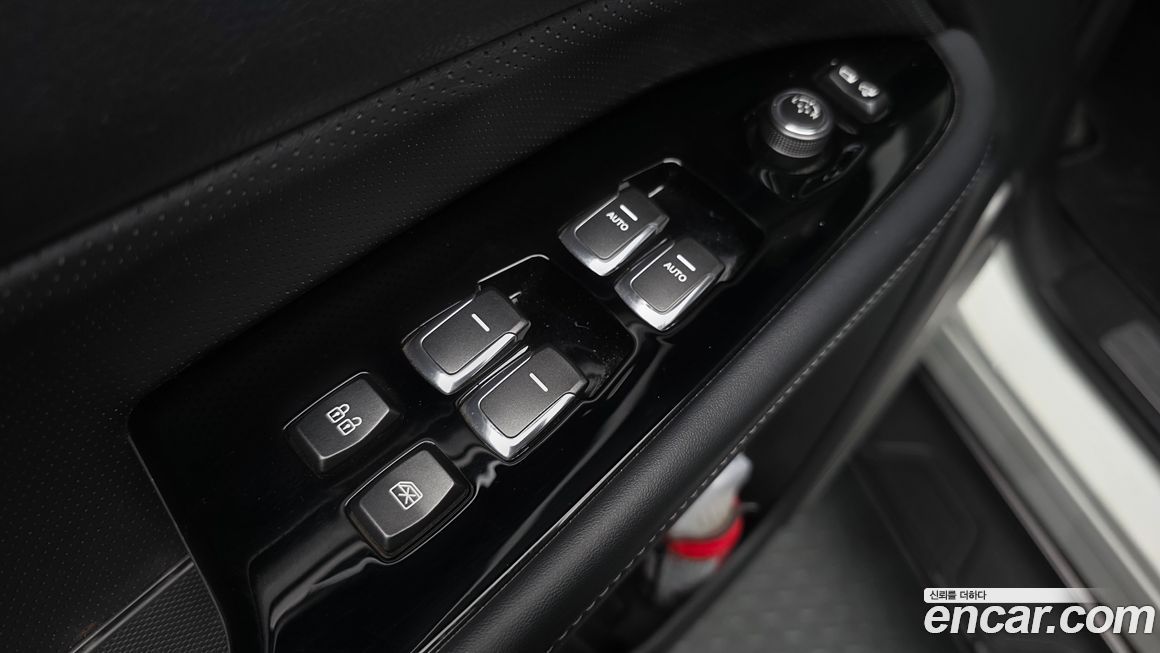 KG_Mobility_Ssangyong Rexton 2018