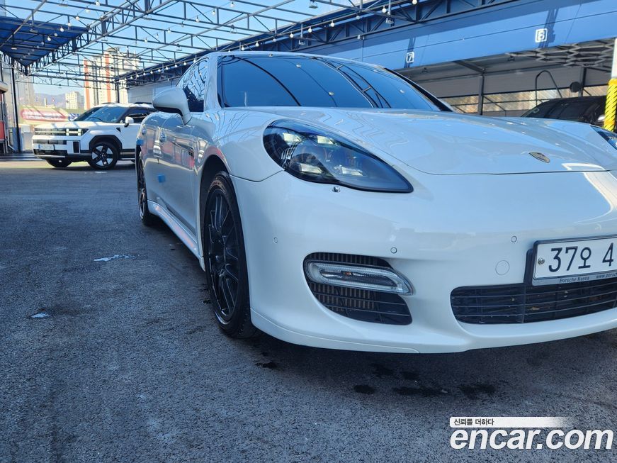 Porsche Panamera 2011