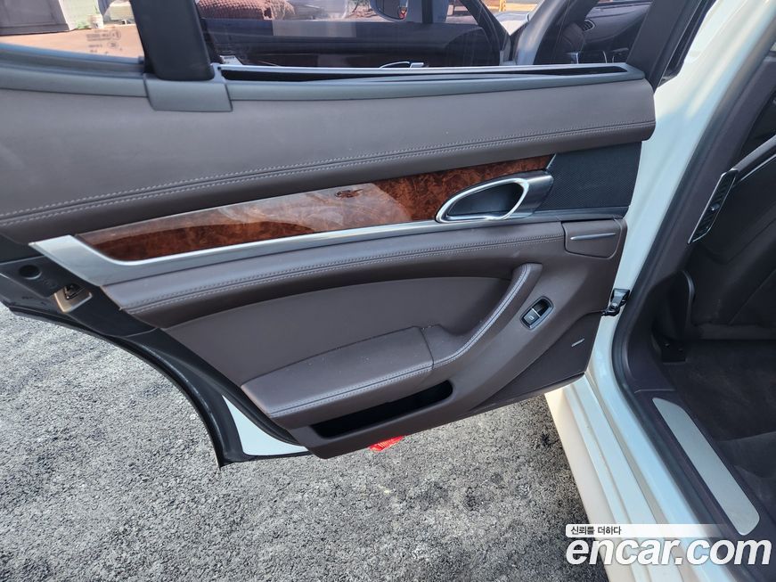 Porsche Panamera 2011