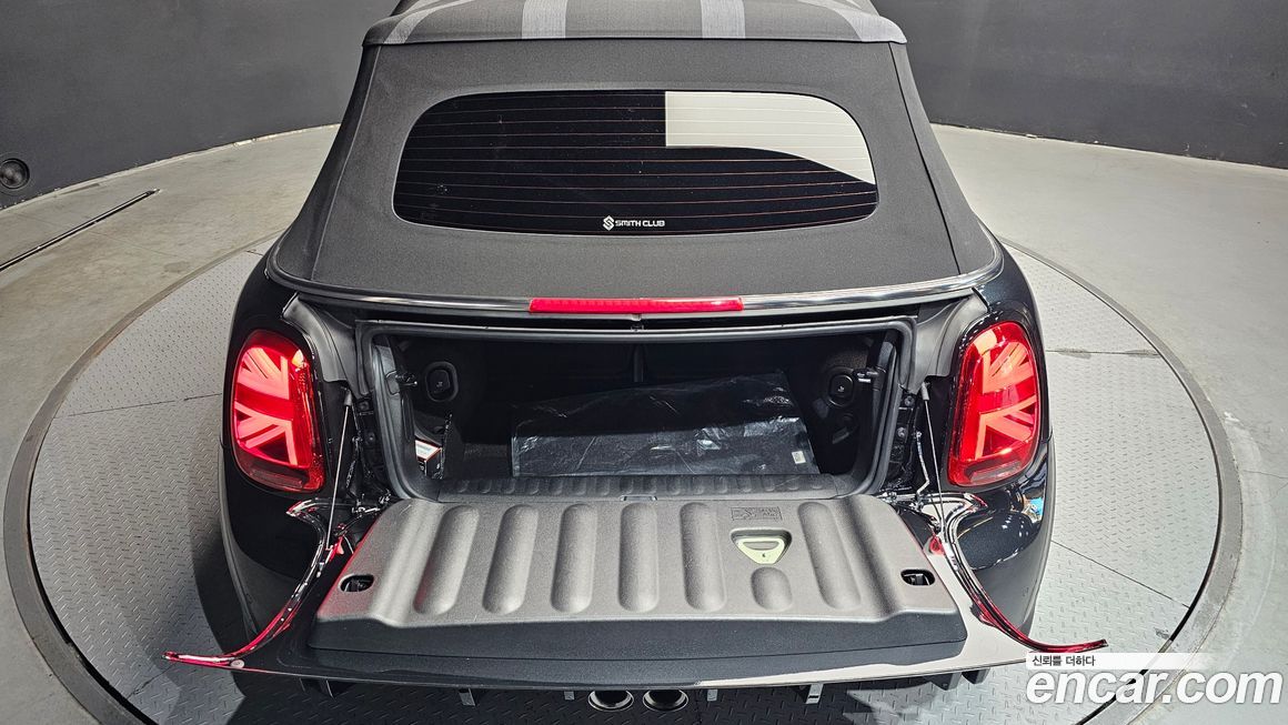 Mini Cooper Convertible 2023