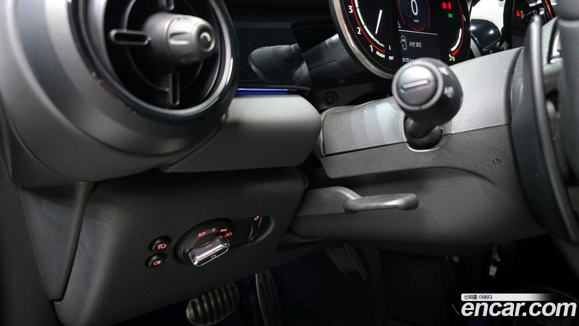 Mini Cooper Convertible 2023