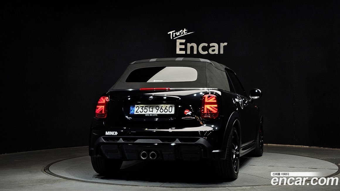 Mini Cooper Convertible 2023