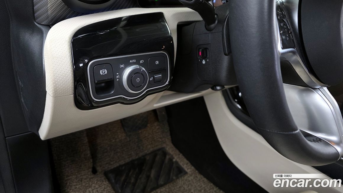 Mercedes-Benz A-Class 2025