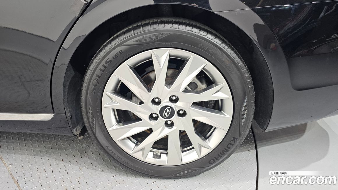 Hyundai Grandeur 2022