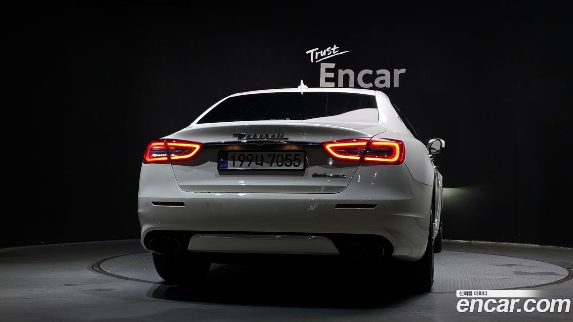 Maserati Quattroporte 2018