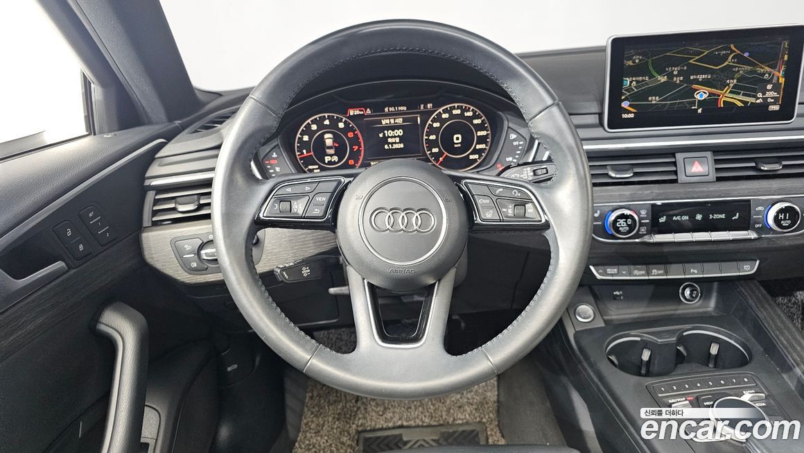 Audi A4 2019