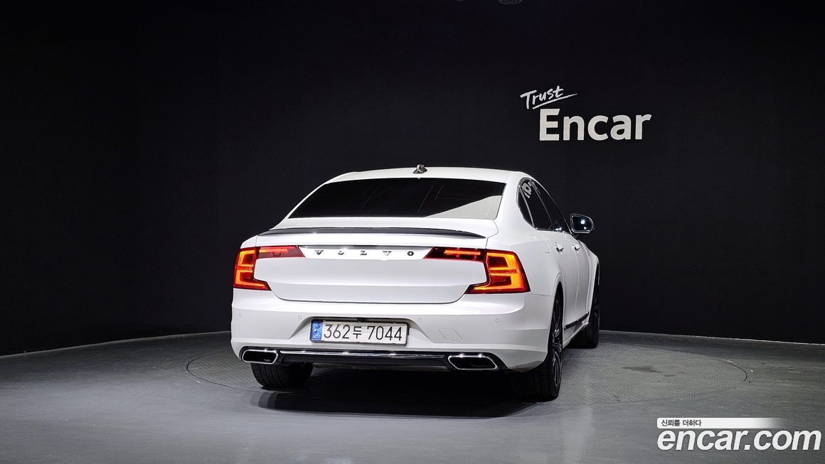 Volvo S90 2018