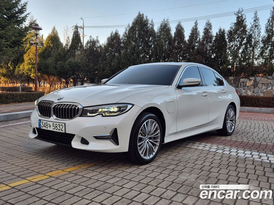 BMW 3-Series 2021