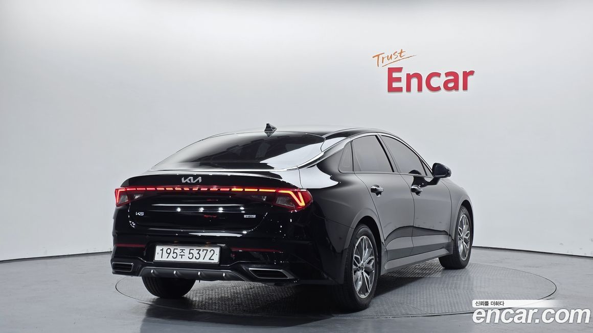 Kia K5 2023