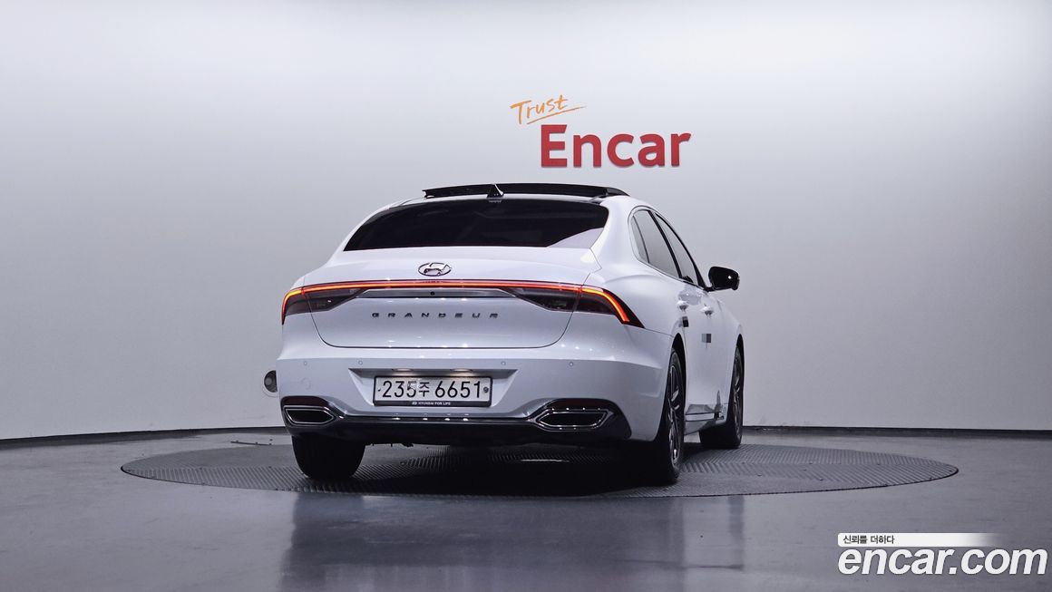 Hyundai Grandeur 2020