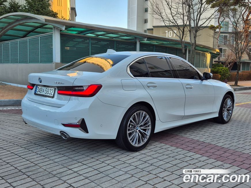 BMW 3-Series 2021