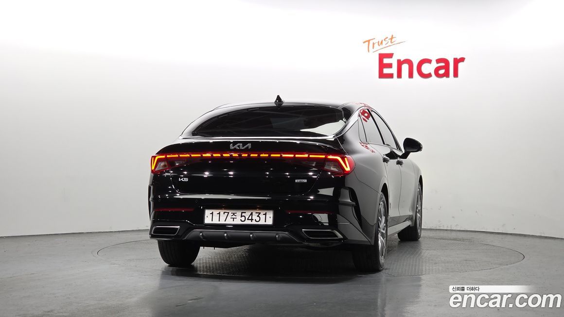 Kia K5 2023