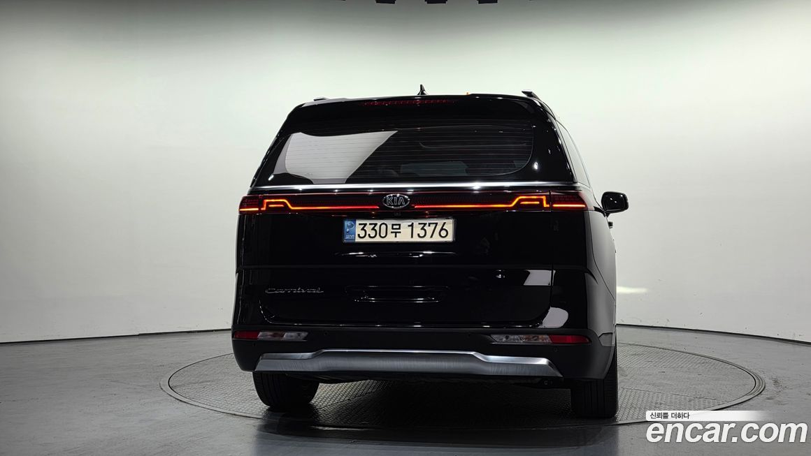 Kia Canival 2021