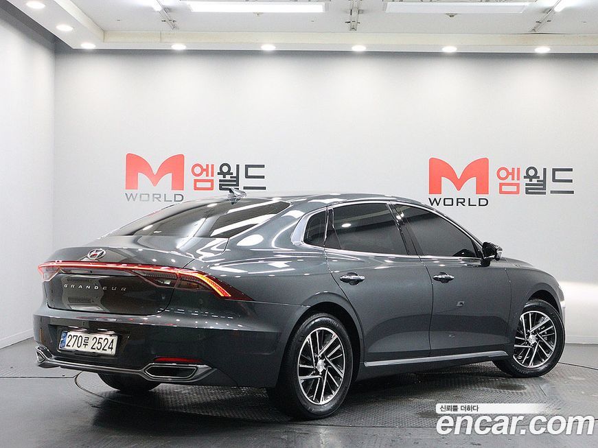 Hyundai Grandeur 2021