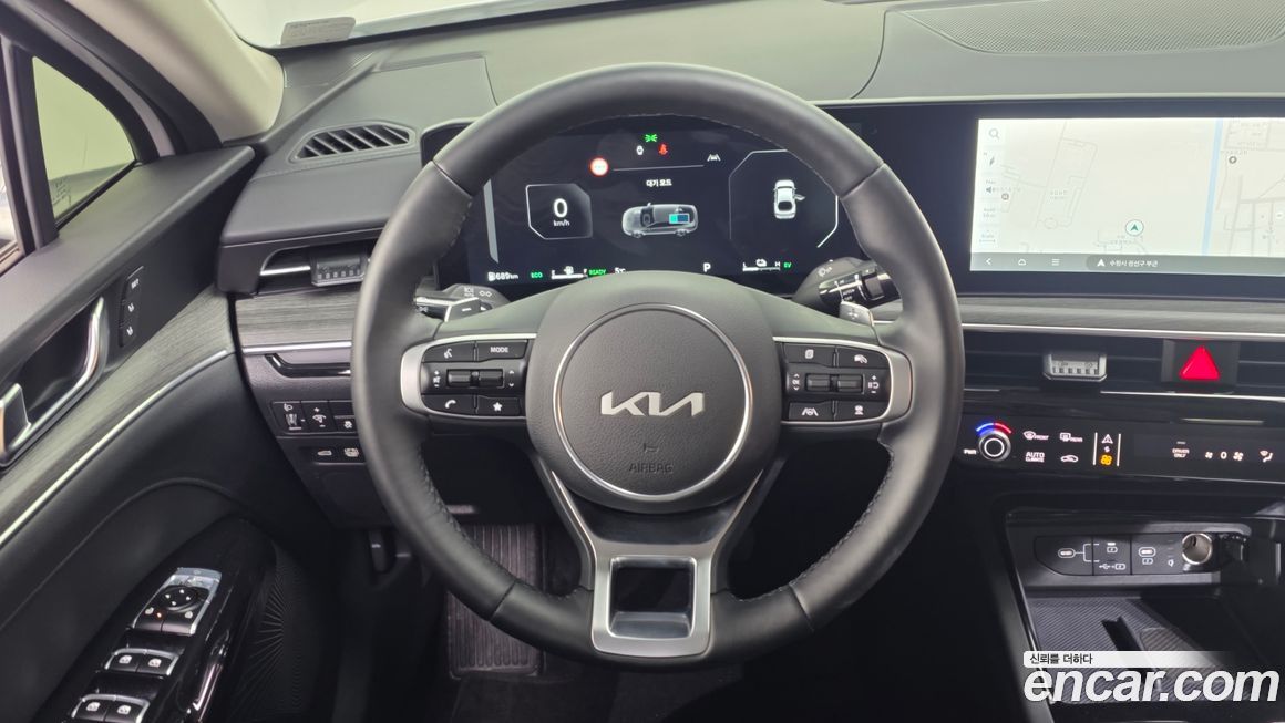 Kia K5 2025