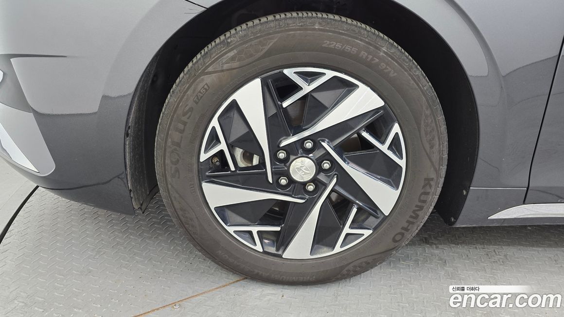 Hyundai Grandeur 2021