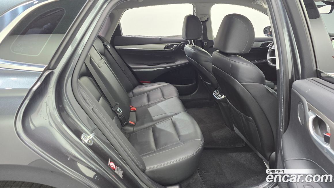 Hyundai Grandeur 2021