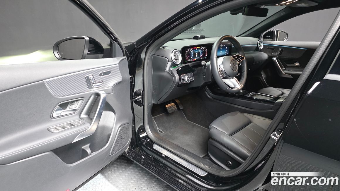 Mercedes-Benz A-Class 2024