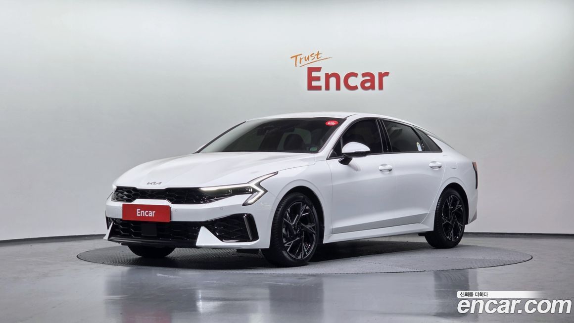 Kia K5 2025