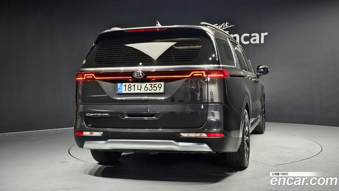 Kia Canival 2021