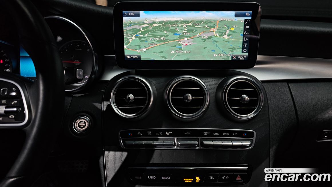 Mercedes-Benz C-Class 2019