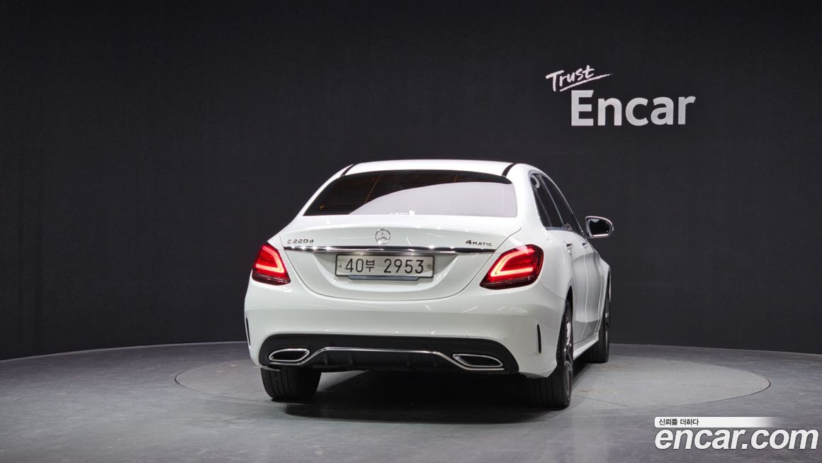 Mercedes-Benz C-Class 2019