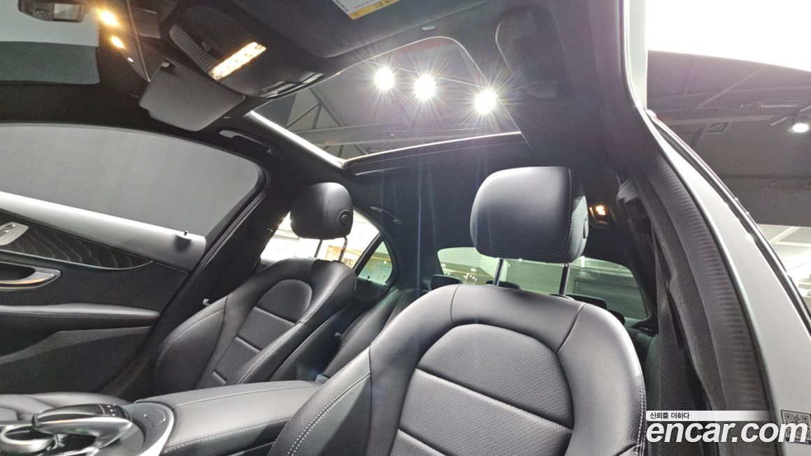 Mercedes-Benz C-Class 2019