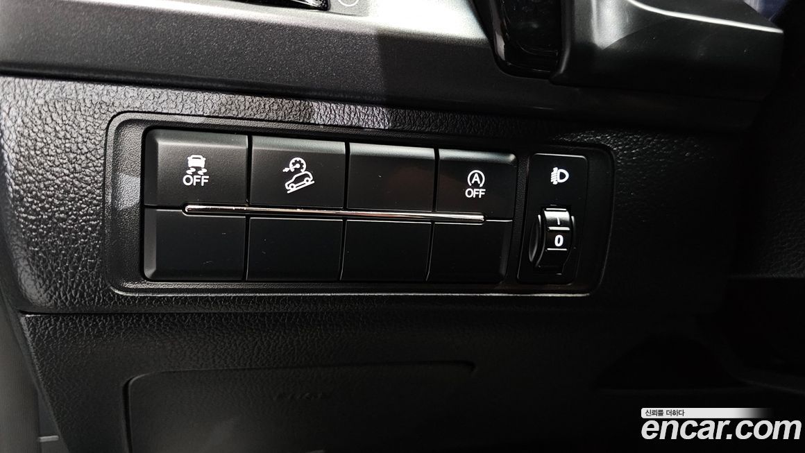 KG_Mobility_Ssangyong Rexton 2023