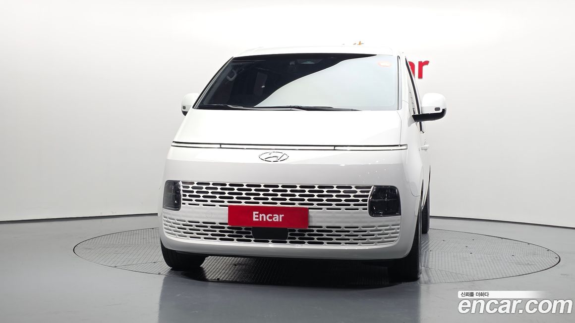 Hyundai Staria 2022