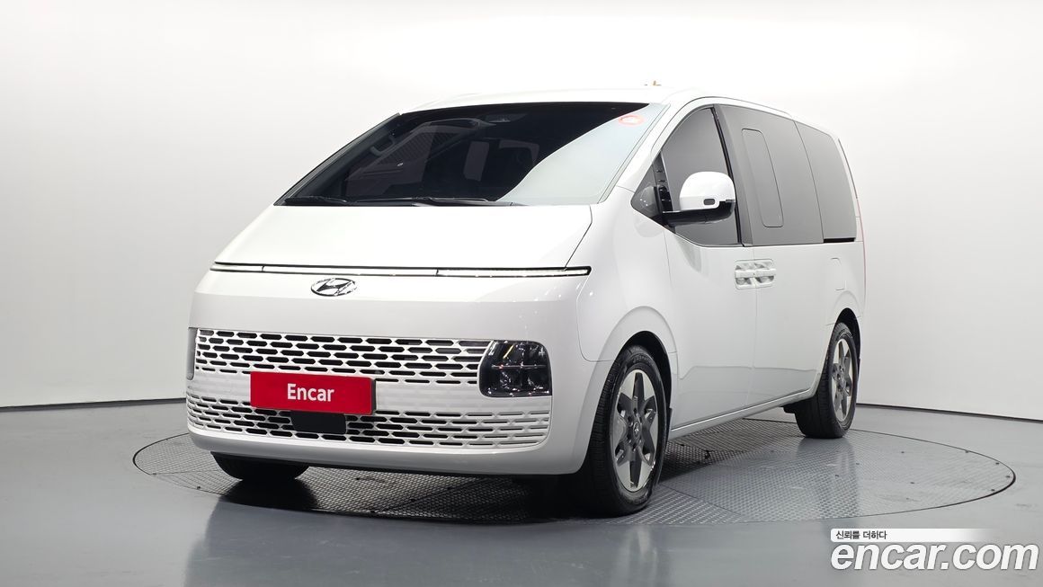 Hyundai Staria 2022