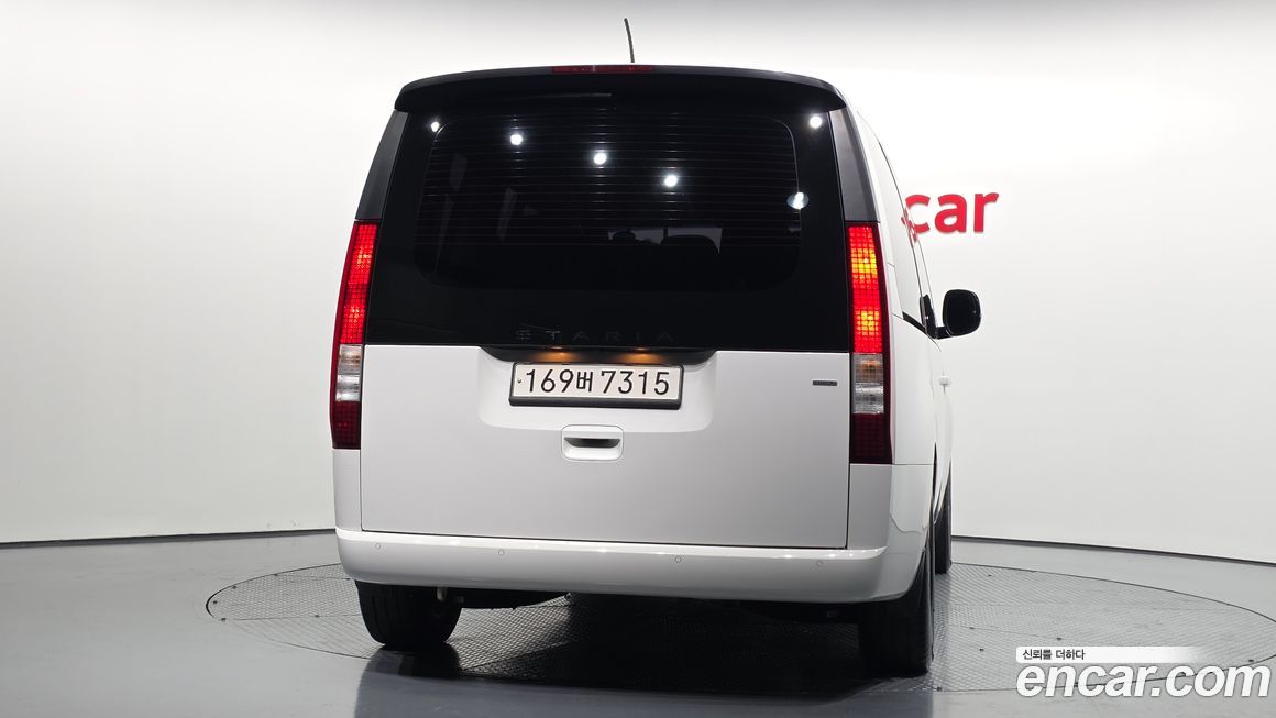 Hyundai Staria 2022