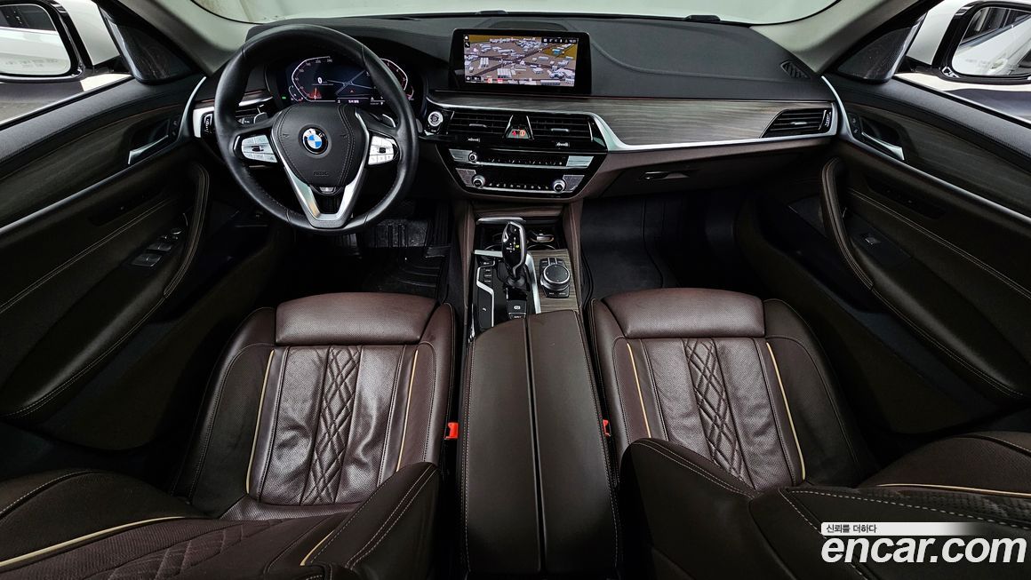 BMW 5-Series 2020
