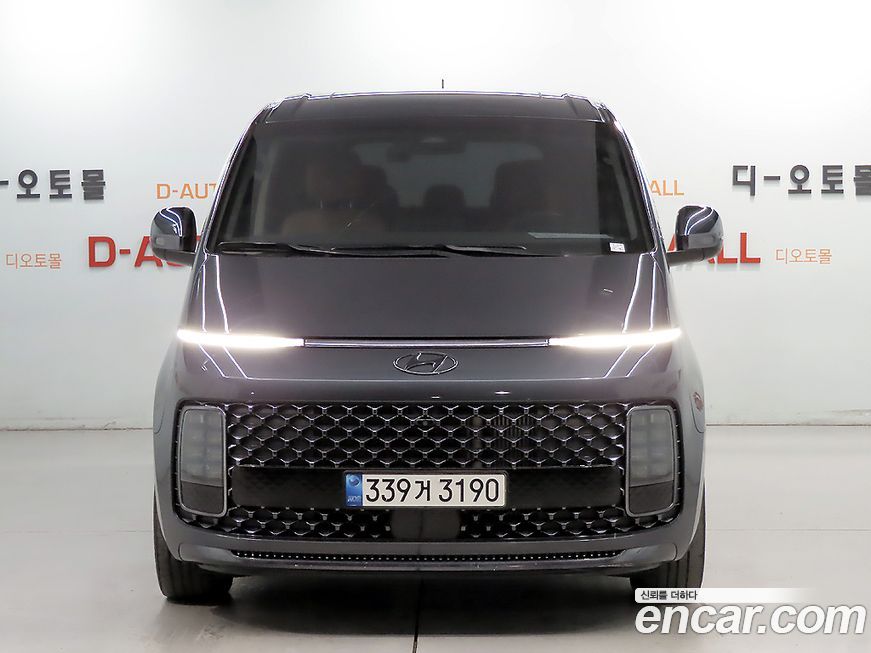 Hyundai Staria 2022