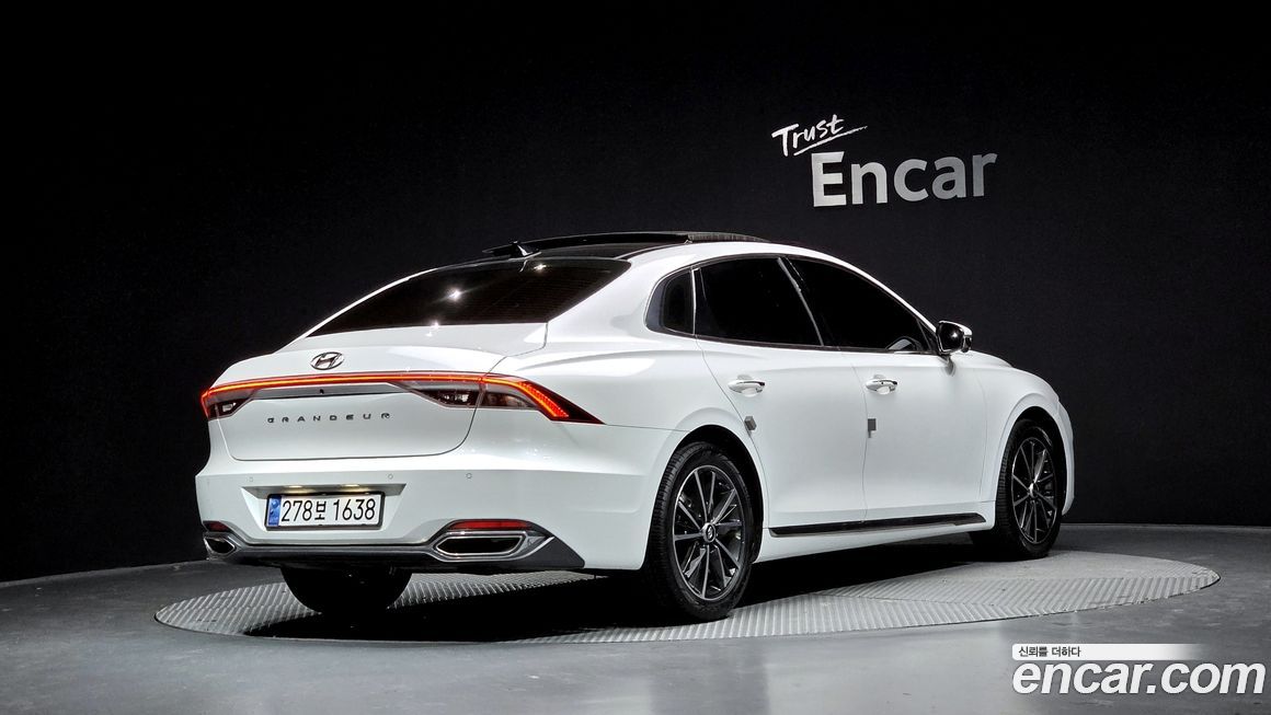 Hyundai Grandeur 2022